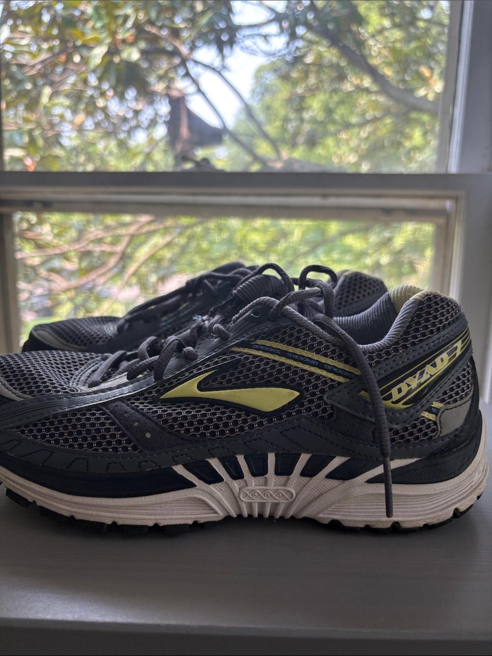 Brooks Dyad 7  Gray and Lime Women’s Running Sneakers